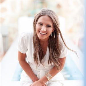 Meet your Posher, Jade